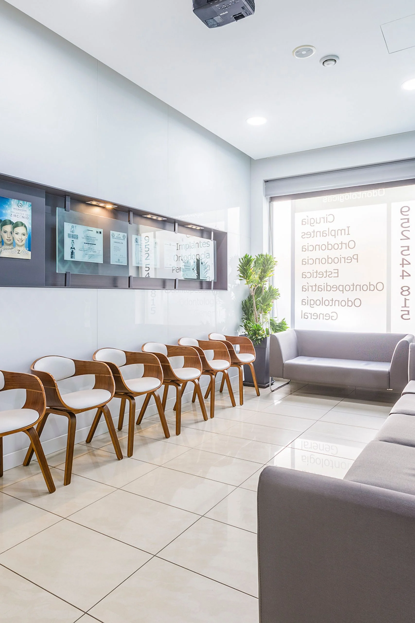 La clínica 19 INSTALACIONES CLINICAS (6)